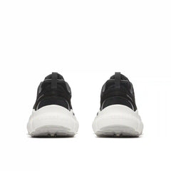 Clover Tech Sneaker